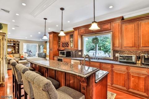 37 Newton Rd, Wayne, NJ 07470 photo 5