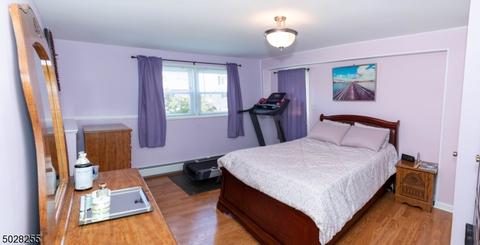 2492 Macarthur Dr, Union, NJ 07083 photo 14