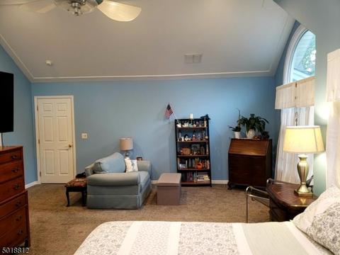 100 Chestnut Dr, Wayne, NJ 07470 photo 14