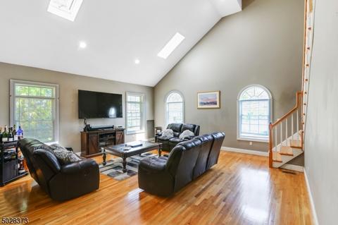 330 Mountain Ave, Springfield, NJ 07081 photo 9