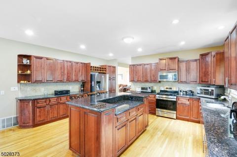 330 Mountain Ave, Springfield, NJ 07081 photo 5