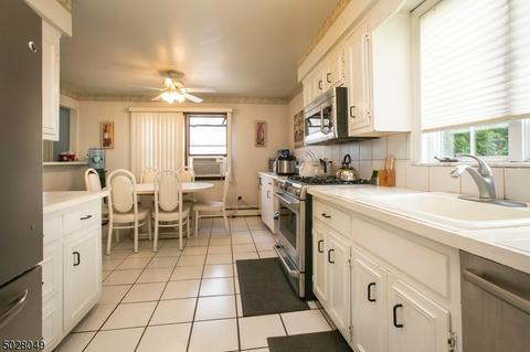 19 Third Ave, Roseland, NJ 07068 photo 4