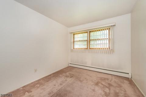 22 Corvair Pl, Wayne, NJ 07470 photo 15