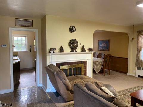 12 Chapel Pl, Wayne, NJ 07470 photo 3