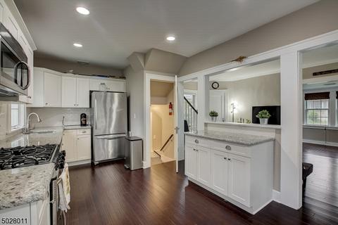 104 Coles Ave, Hackensack, NJ 07601 photo 8