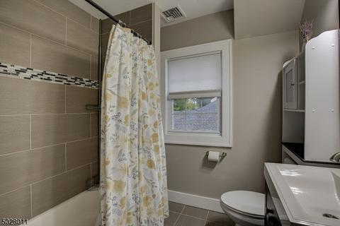 104 Coles Ave, Hackensack, NJ 07601 photo 18