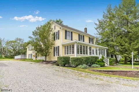 51 Finn Rd, Hampton, NJ 08827 photo 2