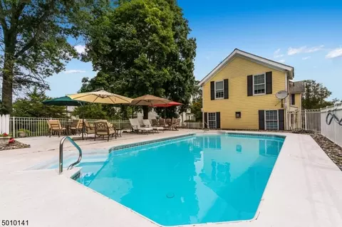 51 Finn Rd, Hampton, NJ 08827 photo 3