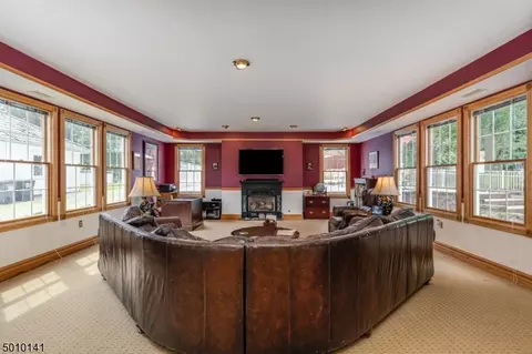 51 Finn Rd, Hampton, NJ 08827 photo 6