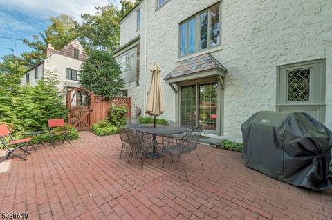 2 Crest Acre Ct, Summit, NJ 07901 photo 23