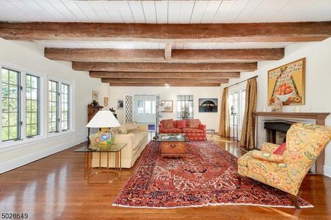 2 Crest Acre Ct, Summit, NJ 07901 photo 4