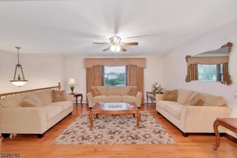 1260 Ratzer Rd, Wayne, NJ 07470 photo 2