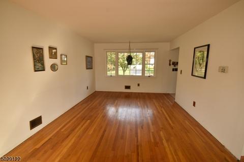 201 College View Dr, Hackettstown, NJ 07840 photo 9