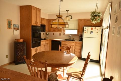 201 College View Dr, Hackettstown, NJ 07840 photo 8
