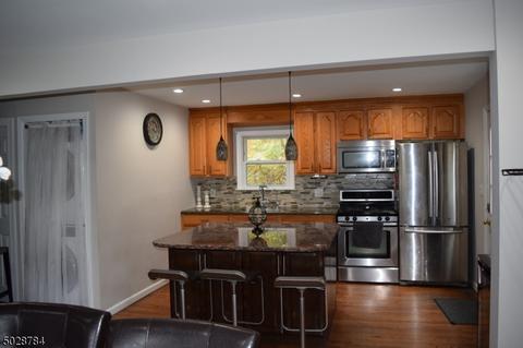 1292 Ringwood Ave, Wanaque Boro, NJ 07420 photo 4