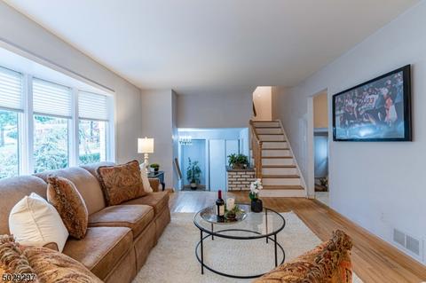 63 Harrison Rd, Wayne, NJ 07470 photo 9