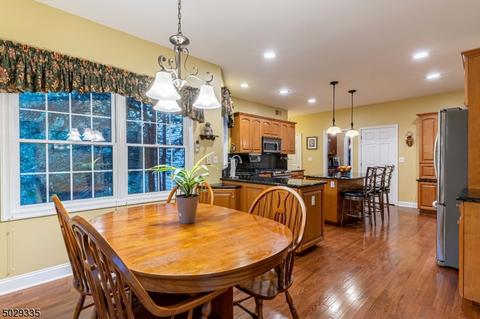 24 Barbara Dr, Randolph, NJ 07869 photo 11