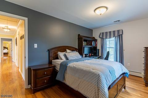 14 Holmes Ln, Wayne, NJ 07470 photo 14
