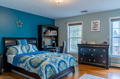 14 Holmes Ln, Wayne, NJ 07470 photo 15
