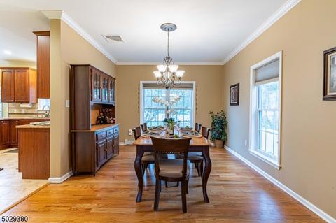14 Holmes Ln, Wayne, NJ 07470 photo 7
