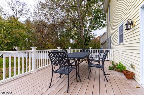 14 Holmes Ln, Wayne, NJ 07470 photo 24