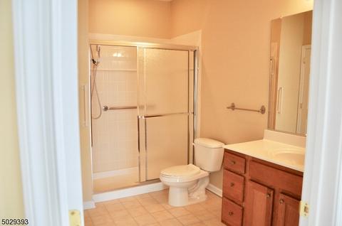 24 Samson Dr, Flemington, NJ 08822 photo 5