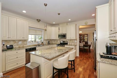 1236 Beech Ave, Mountainside, NJ 07092 photo 3
