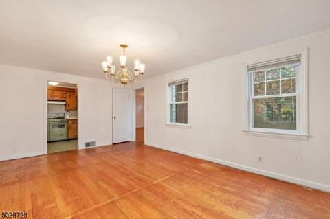 1 Shadow Ln, Berkeley Heights, NJ 07922 photo 6