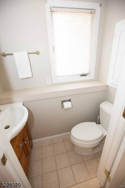 38 Minnisink Rd, Wayne, NJ 07470 photo 15