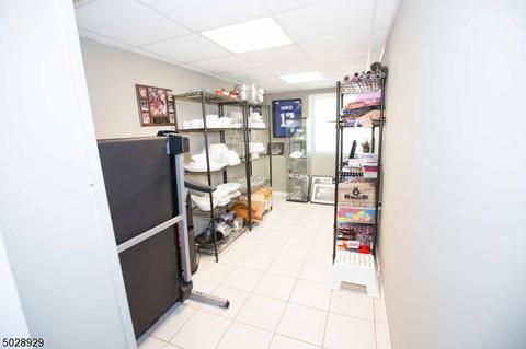 38 Minnisink Rd, Wayne, NJ 07470 photo 14