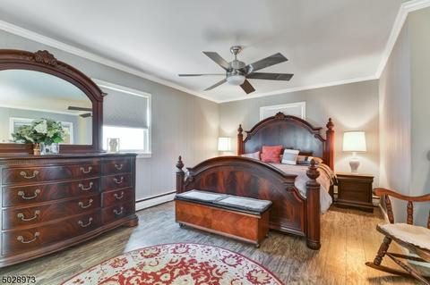409 Forest Ave, Paramus, NJ 07652 photo 9
