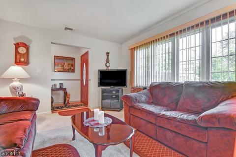 409 Forest Ave, Paramus, NJ 07652 photo 6