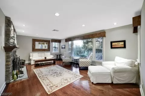 63 Pine Grove Rd, Berkeley Heights, NJ 07922 photo 12