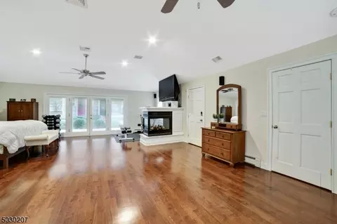 63 Pine Grove Rd, Berkeley Heights, NJ 07922 photo 7