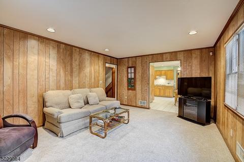 31 Nancy Pl, Berkeley Heights, NJ 07922 photo 15