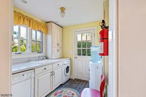 42 E Main St, Mendham, NJ 07945 photo 12