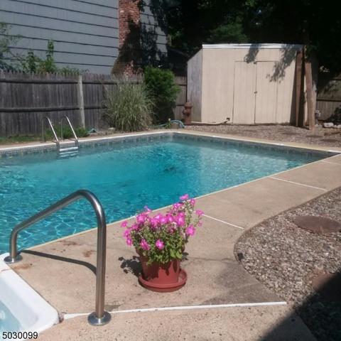 372 Malcolm Ave, North Plainfield, NJ 07063 photo 18