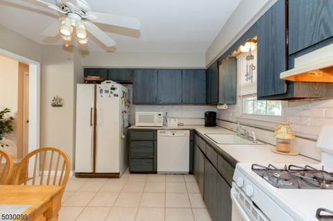 372 Malcolm Ave, North Plainfield, NJ 07063 photo 9
