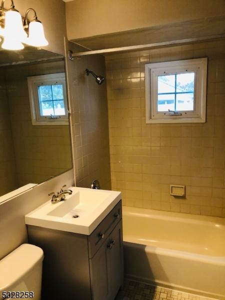 153 Barbara Dr, North Plainfield, NJ 07062 photo 9