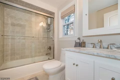 17 Thackeray Dr, Short Hills, NJ 07078 photo 13