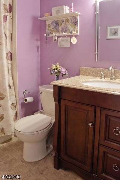 68 Commonwealth Dr, Basking Ridge, NJ 07920 photo 9