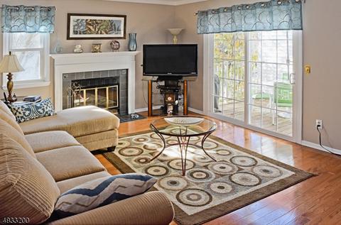 68 Commonwealth Dr, Basking Ridge, NJ 07920 photo 2