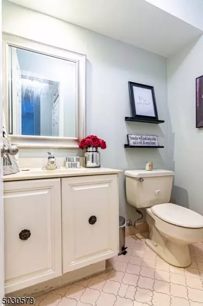 151 Ticonderoga Ter, Wayne, NJ 07470 photo 9