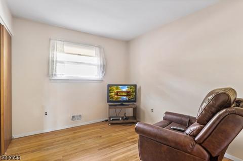 22 Hillside Dr, Clinton, NJ 08809 photo 18