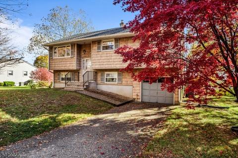 22 Hillside Dr, Clinton, NJ 08809 photo 1
