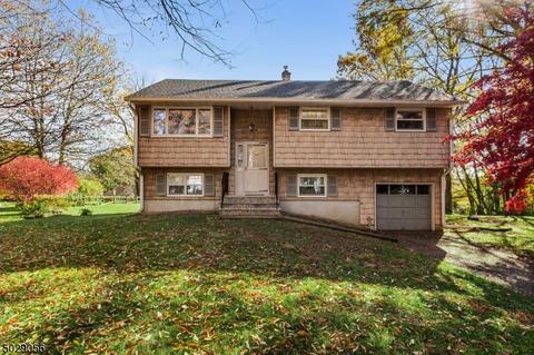 22 Hillside Dr, Clinton, NJ 08809 photo 2