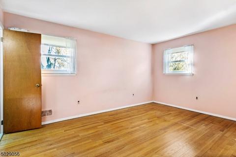 22 Hillside Dr, Clinton, NJ 08809 photo 11