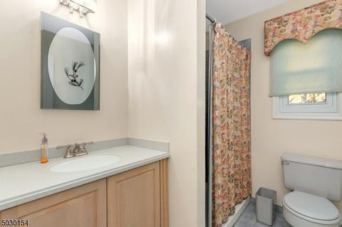 258 Cedar St, Cedar Grove, NJ 07009 photo 18