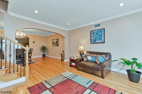 494 Malcolm Rd, Union, NJ 07083 photo 3