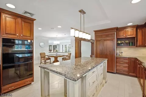 16 Edgewood Rd, Summit, NJ 07901 photo 8